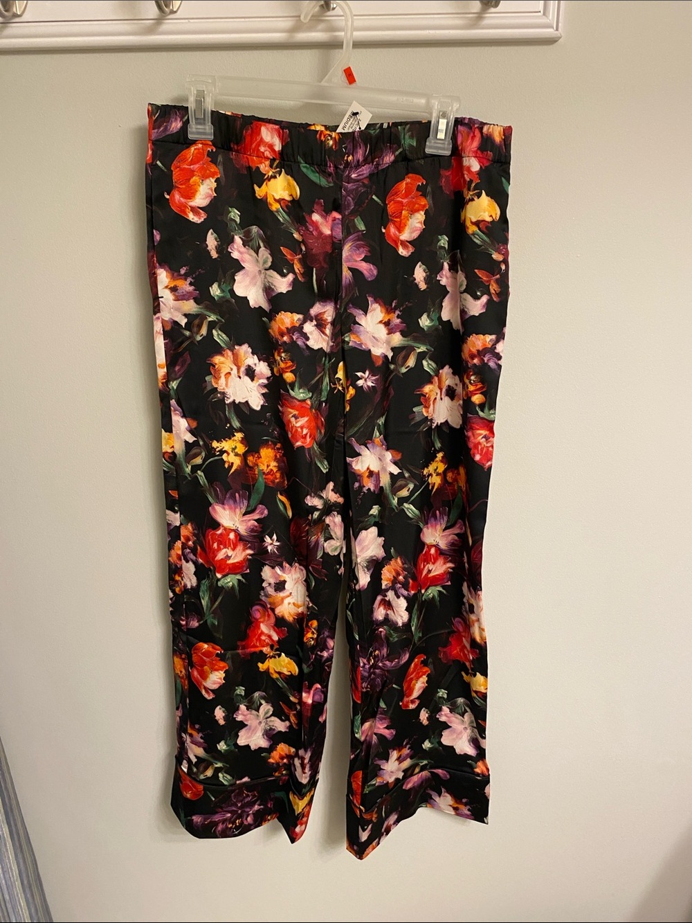 INC International Concepts Black Floral Satin Pajama Set - Picture 3 of 5